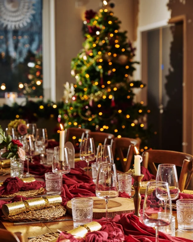 🎄✨ Christmas is coming… and we still have availability for festive celebrations at Betteshanger Park!

Join our Glass Room joiner parties for a night filled with great food, music and seasonal sparkle - perfect for teams, clubs and groups of friends.

Prefer something more private? The Lamp Room offers a cosy setting for intimate meals or festive drinks with your favourite people.

Let’s make your Christmas magical.
📩 Enquire now to secure your date: events@betteshangerparks.co.uk